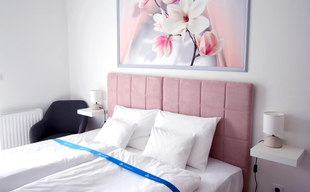 Fonyód Sunset Resort - Lakeside Boutique Apartments מראה חיצוני תמונה