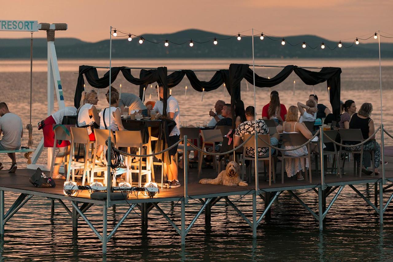 Fonyód Sunset Resort - Lakeside Boutique Apartments מראה חיצוני תמונה